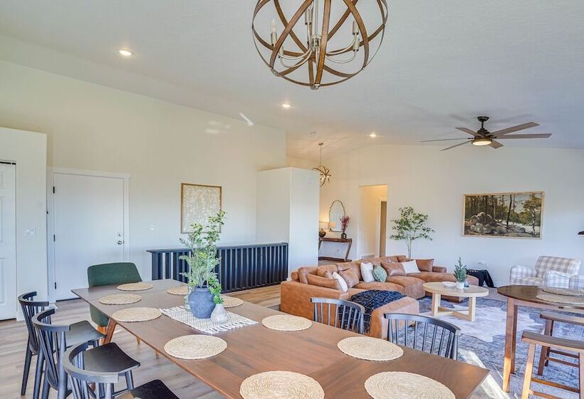 Cedar City Home W/ Mountain Views & Game Room!