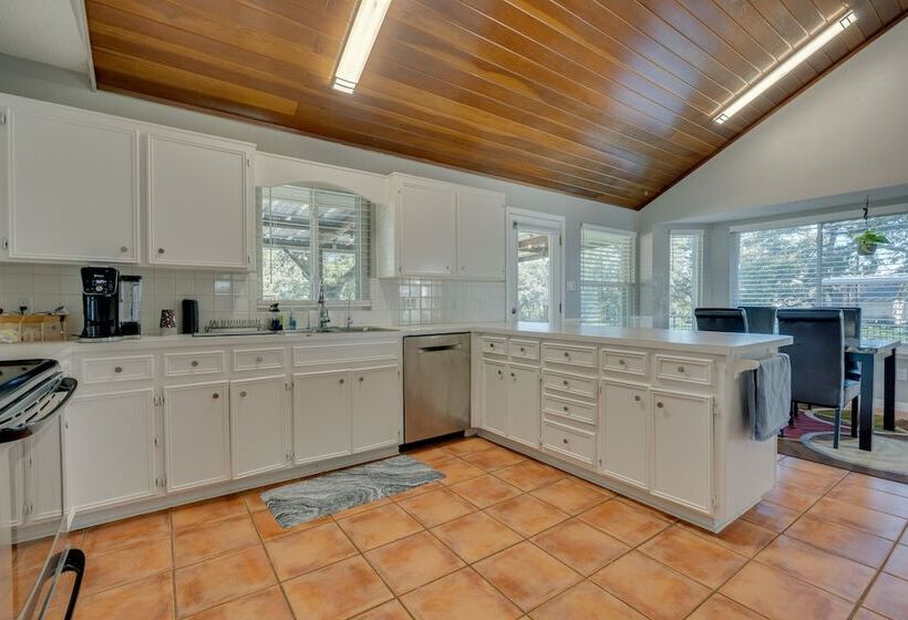 Cedar Park Home W/ Private Fenced In Pool!