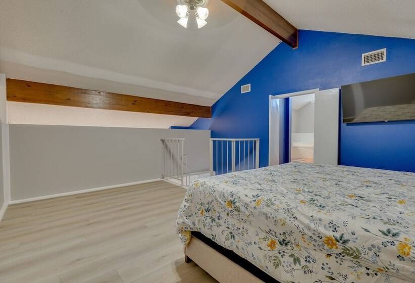 Cedar Park Home W/ Private Fenced In Pool!