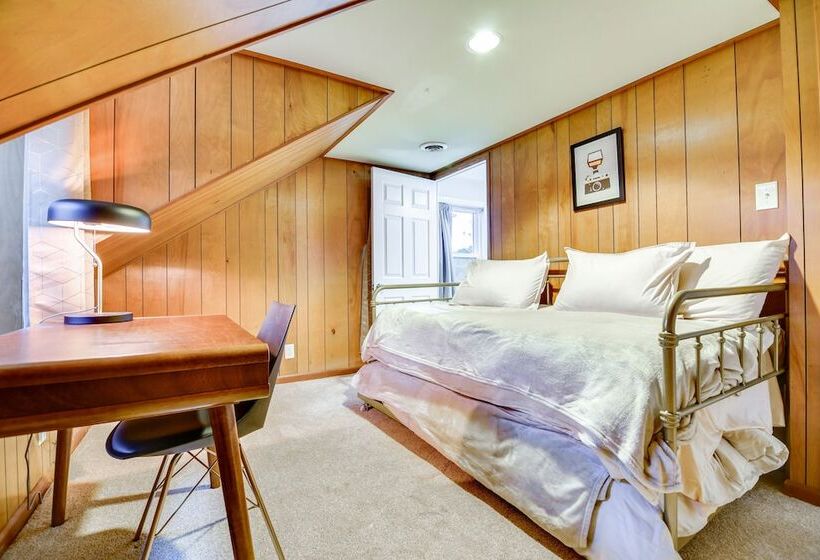 Central Memphis Home: Mcm Decor, Walk To Midtown!