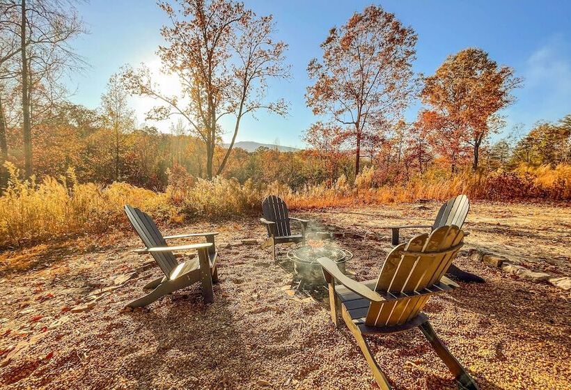 Charming Cottage W/ Hot Tub: 15 Mi To Chattanooga!