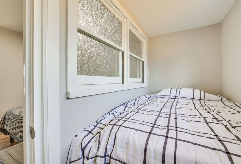 Charming Nampa Retreat W/ Patio: 20 Mi To Boise!