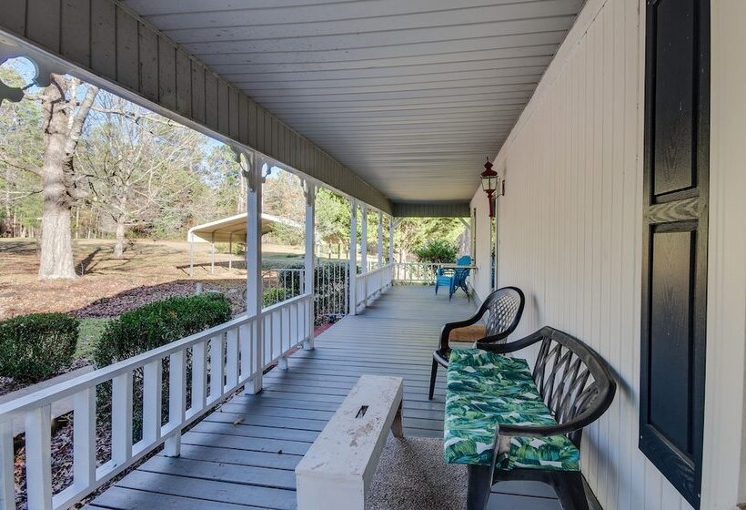 Charming Natchez Cottage W/ Sunroom!