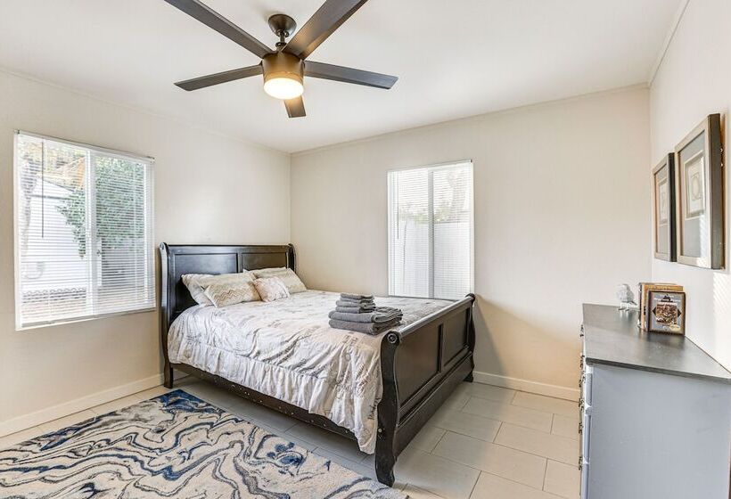 Charming Phoenix Home ~ 5 Mi To Downtown!