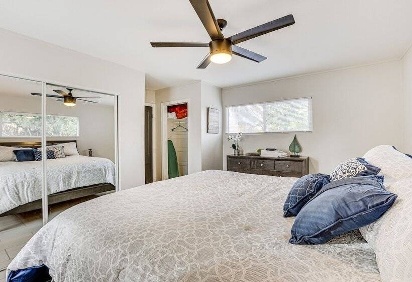 Charming Phoenix Home ~ 5 Mi To Downtown!