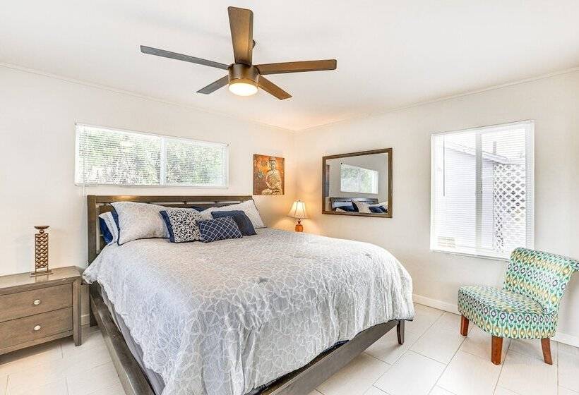 Charming Phoenix Home ~ 5 Mi To Downtown!