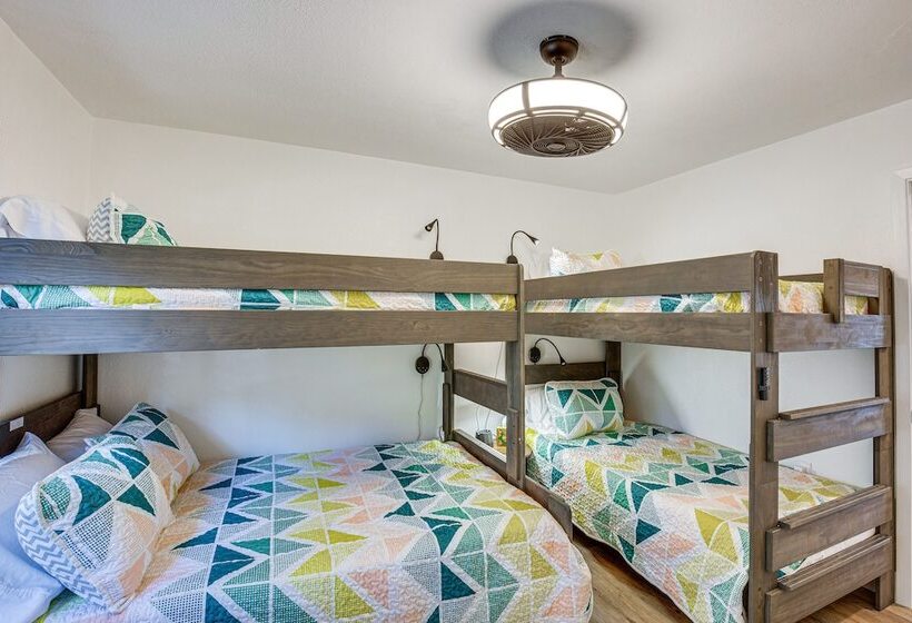 Private Dock: Charming Cedar Creek Retreat!