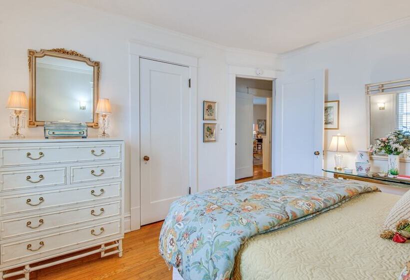 Charming & Spacious Olean Home W/ 2 Fireplaces