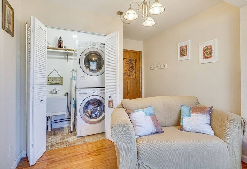 Chippewa Falls Vacation Rental: 6 Mi To Eau Claire