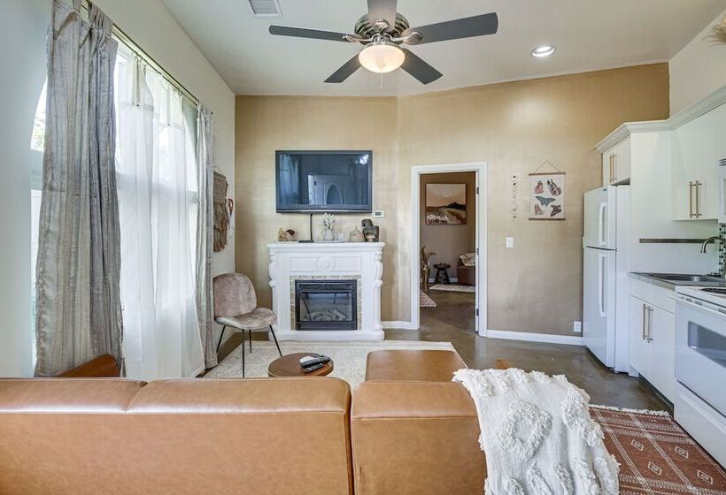 Cozy Alpine Cottage Near Casinos & Trails!