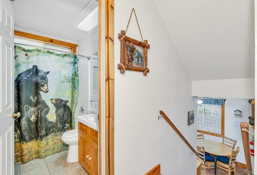 Cozy Bear North Quaint And Warm 2bd In Yosemite!