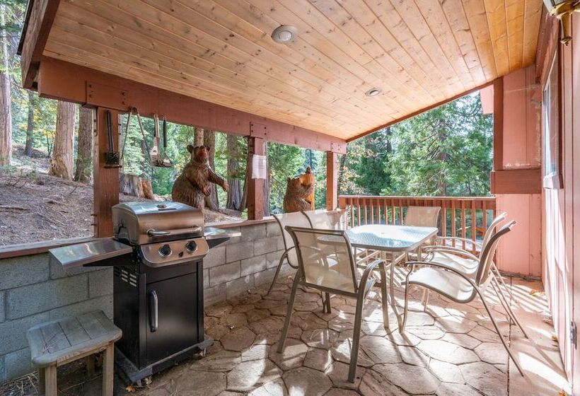 Cozy Bear South Charming 2bd Cabin In Yosemite!