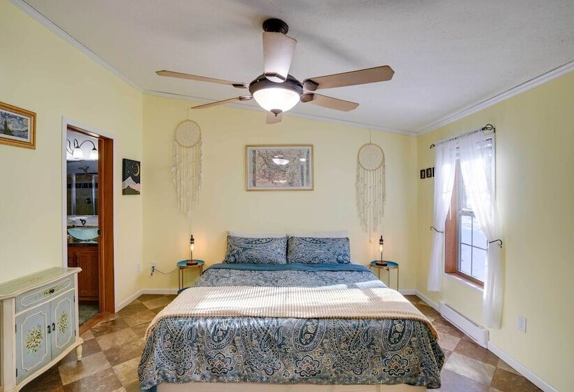 Cozy Home W/ Playground: Near Hunter Ski Resort!