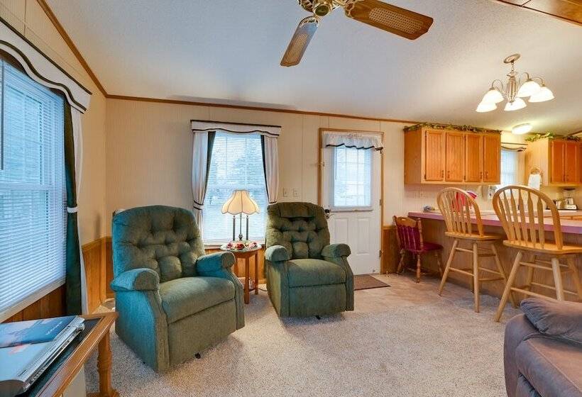 Cozy Lakemont Getaway, 11 Mi To Watkins Glen!