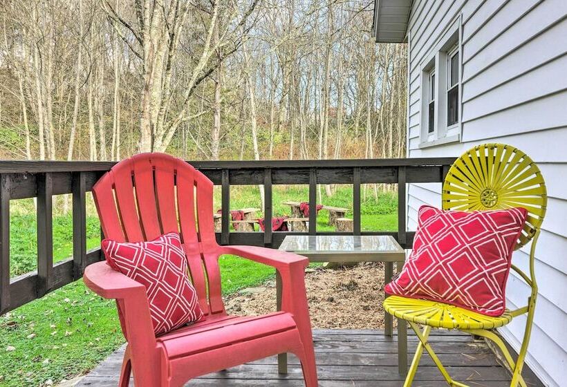 Mtn Cottage W/ Fire Pit In Newland!