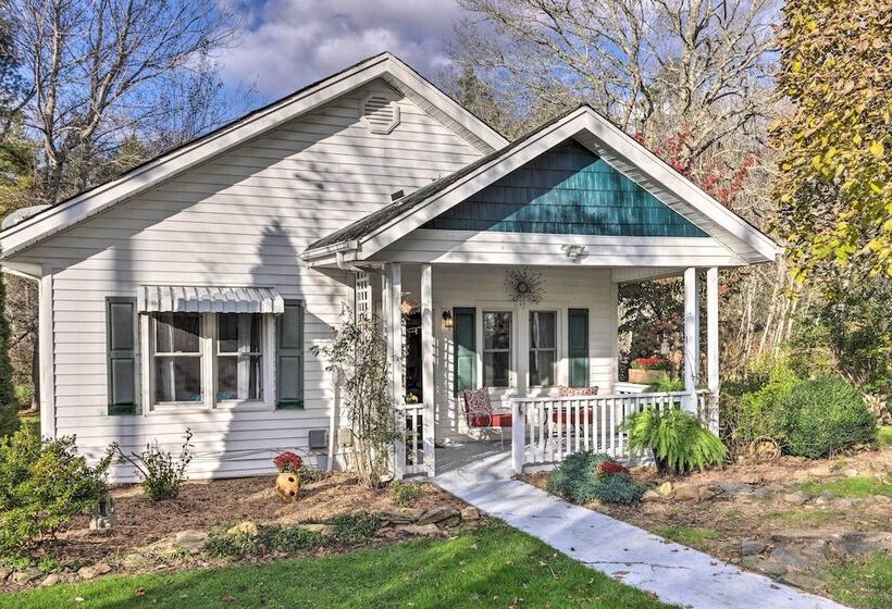 Mtn Cottage W/ Fire Pit In Newland!