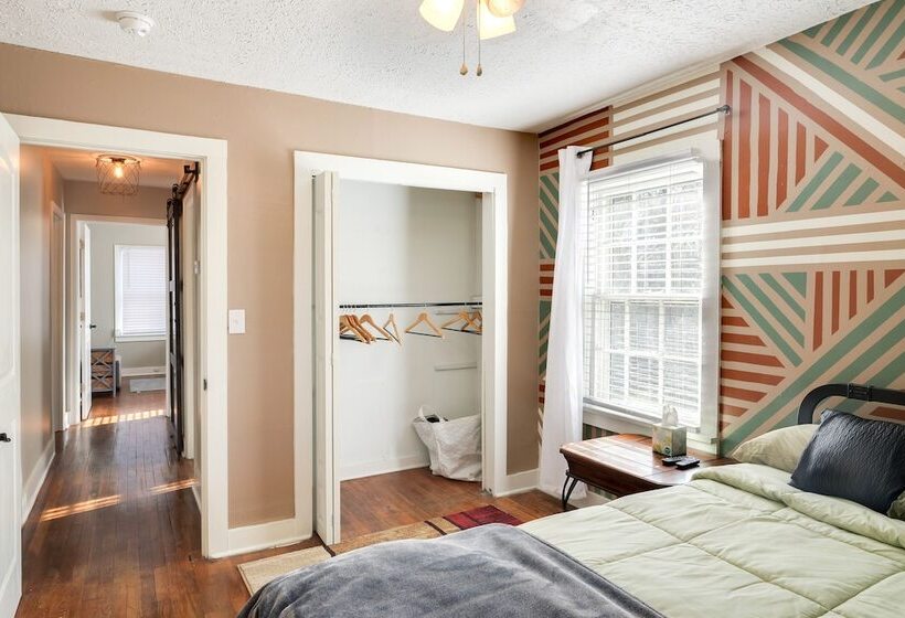 Cozy Shelbyville Home Near Hiking & Distilleries!