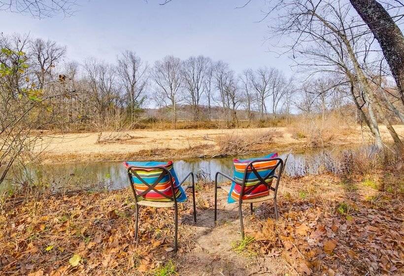 Cozy Steelville Retreat: River + Trail Access!