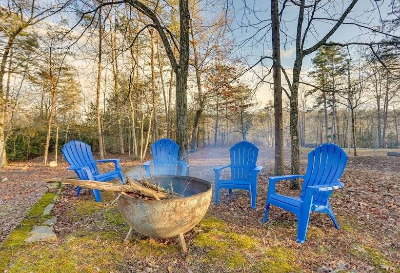 Lakefront Custom Built Mentone Home: Game Room!