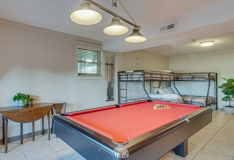 Decatur Oasis   Private Pool, Hot Tub & Deck!