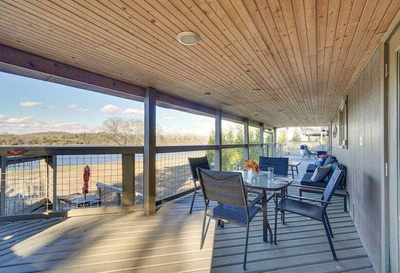 Decatur Oasis   Private Pool, Hot Tub & Deck!