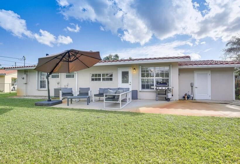 Deerfield Beach Home W/ Gas Grill: 1 Mi To Beach!