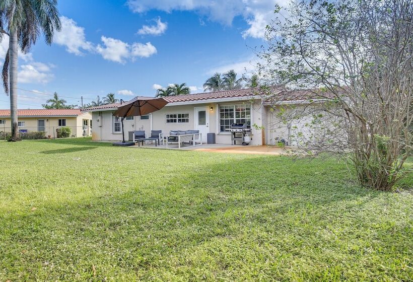 Deerfield Beach Home W/ Gas Grill: 1 Mi To Beach!