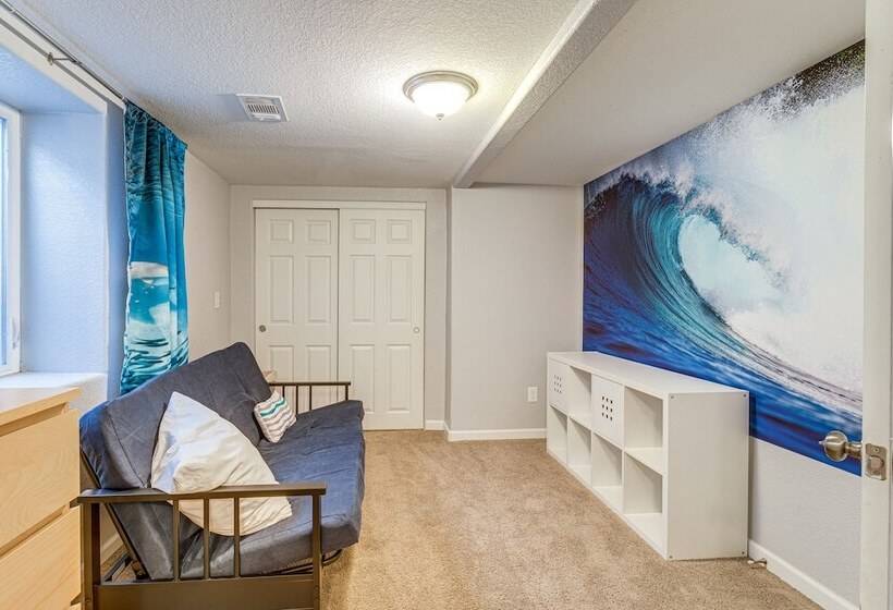 5 Mi To Dtwn Denver: Pet Friendly Home W/ Yard