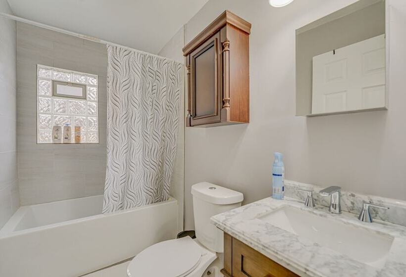 Detroit Vacation Rental: Private Patio & Yard