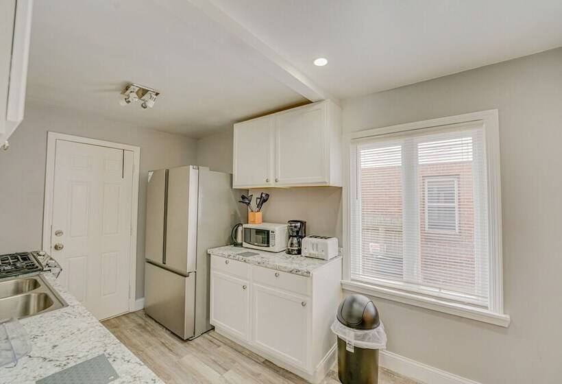 Detroit Vacation Rental: Private Patio & Yard