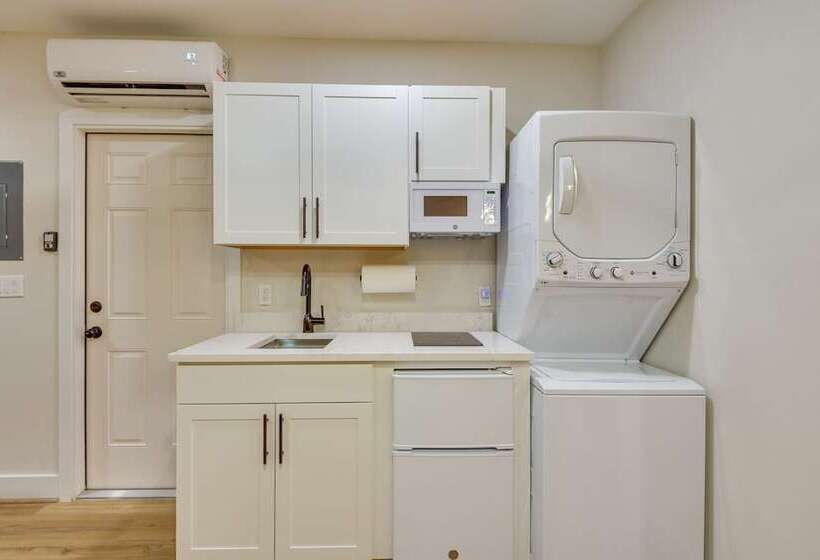 Dog Friendly Bradenton Home W/ Private Pool & Yard