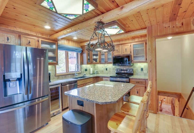 Lake & Mtn Views: Spectacular Grand Lake Home