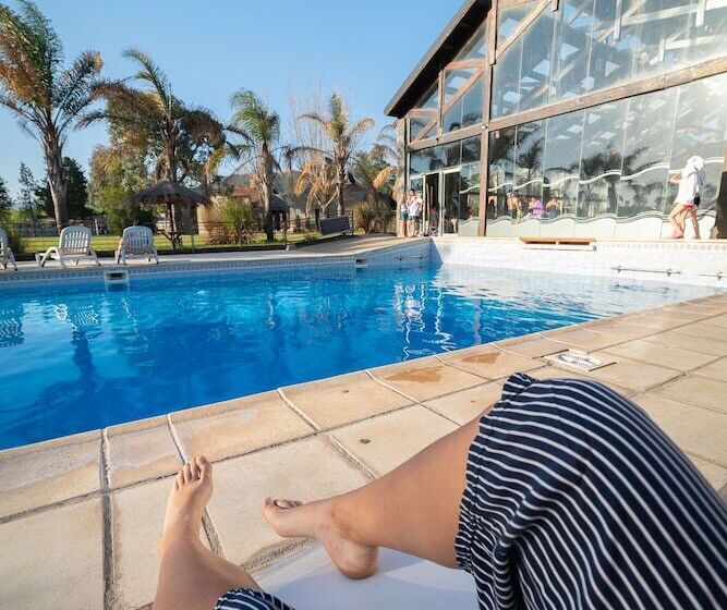 هتل Domingo Design