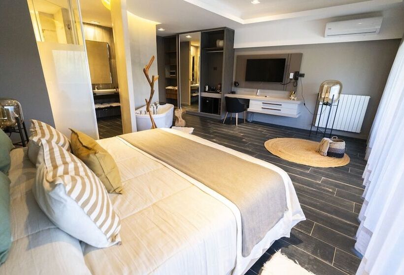 هتل Domingo Design