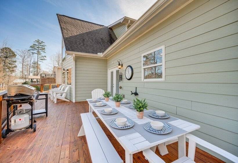 Eatonton Home On Lake Sinclair: Private Boat Dock!