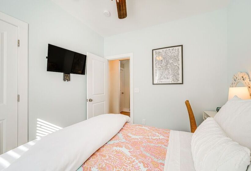 Eatonton Home On Lake Sinclair: Private Boat Dock!