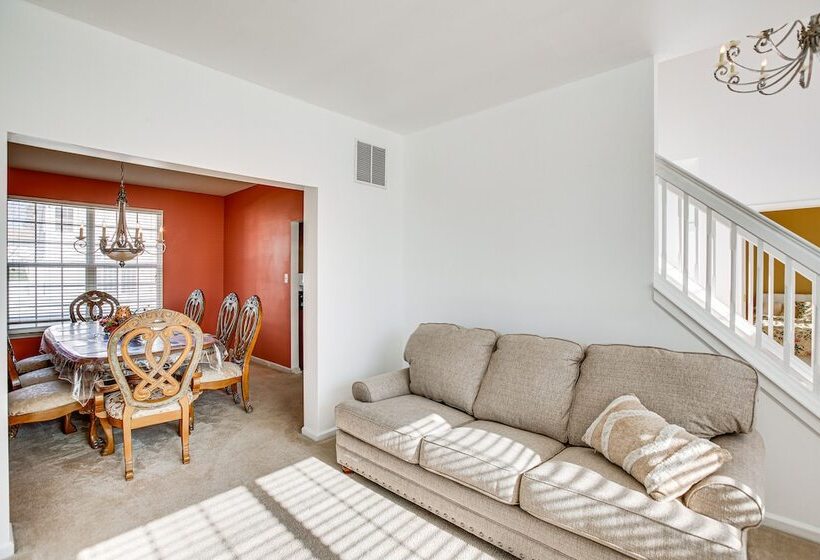Egg Harbor Township Home: 11 Mi To Boardwalks!