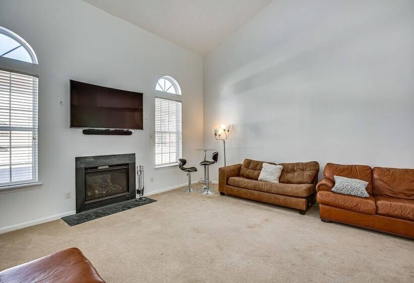 Egg Harbor Township Home: 11 Mi To Boardwalks!