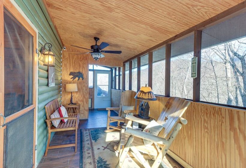 Family Friendly Ellijay Cabin W/ Studio & Mtn View