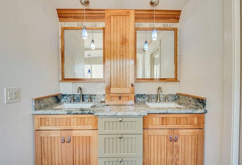 Expansive Mountain Gem: Game Room, 3 Mi To Acton