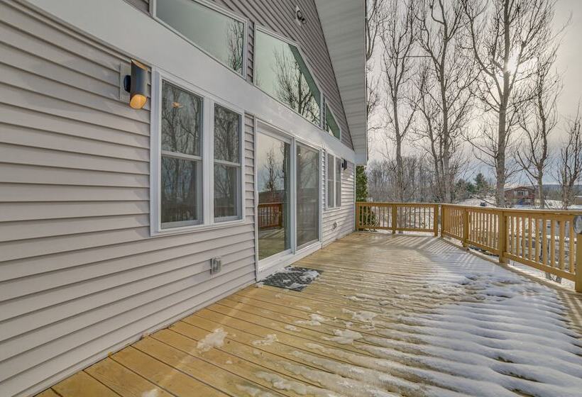 Family Friendly Boyne Falls Home: Golf, Ski & More
