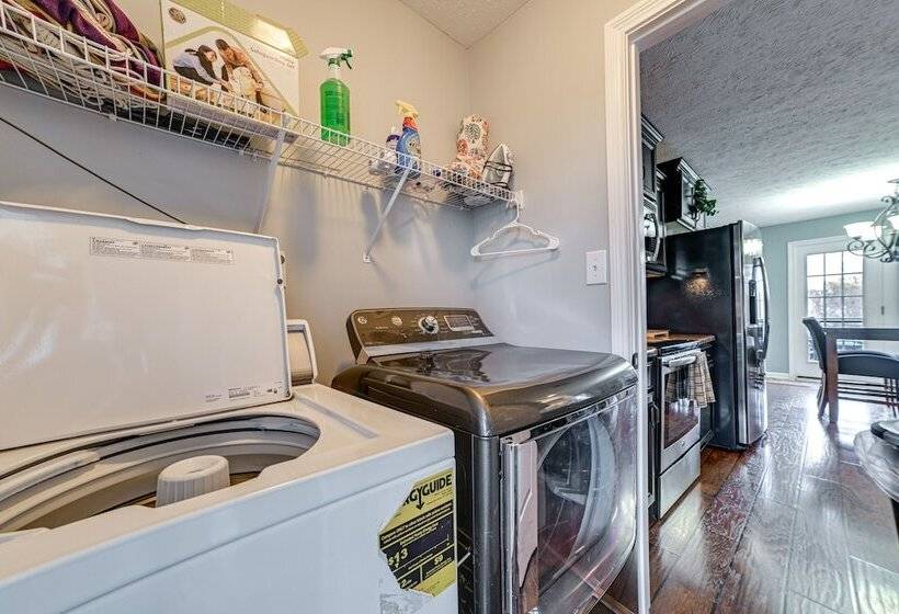 Family Friendly Clarksville Home W/ Fire Pit!