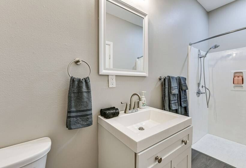 Family Friendly Ponchatoula Home W/ Private Pool!