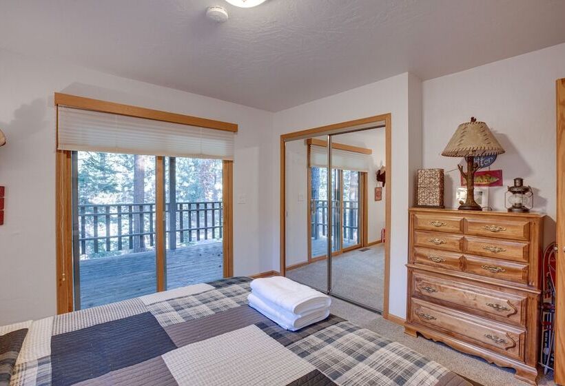 Family Friendly Stateline Home: Close To Trails!