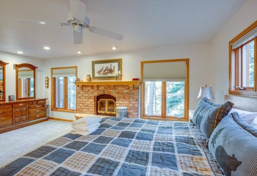 Family Friendly Stateline Home: Close To Trails!