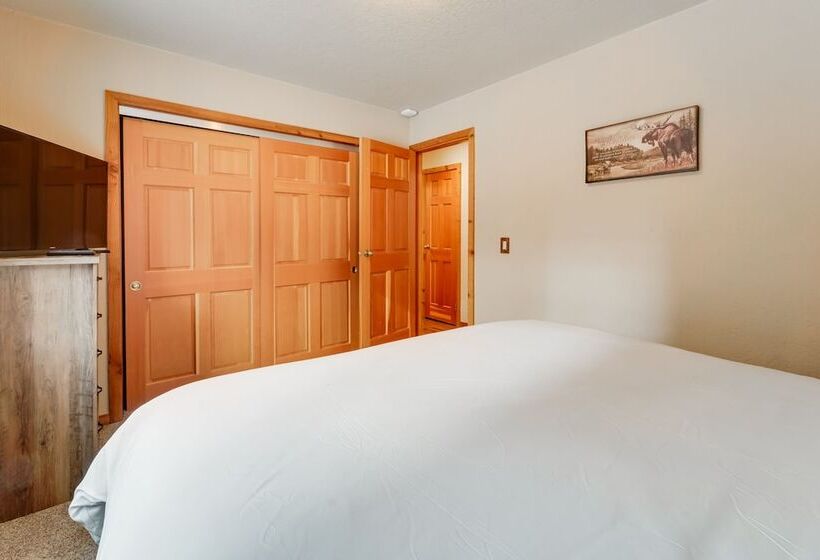 Family Friendly Truckee Cabin In Tahoe Donner!