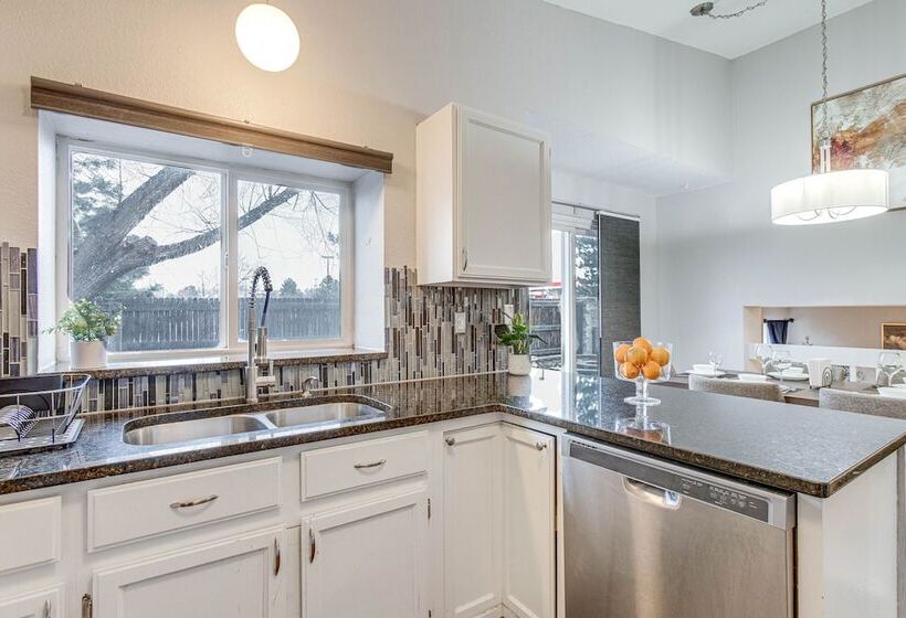 7 Mi To Downtown Denver: Family Home W/ Fire Pit!