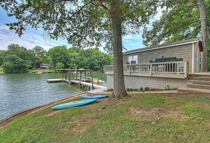 Family Lake House Retreat By Avantstay Sleeps 28