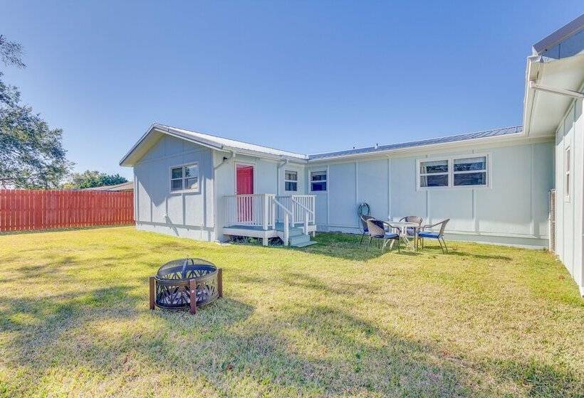 Fort Walton Beach Home ~ 1 Mi To Santa Rosa Sound!