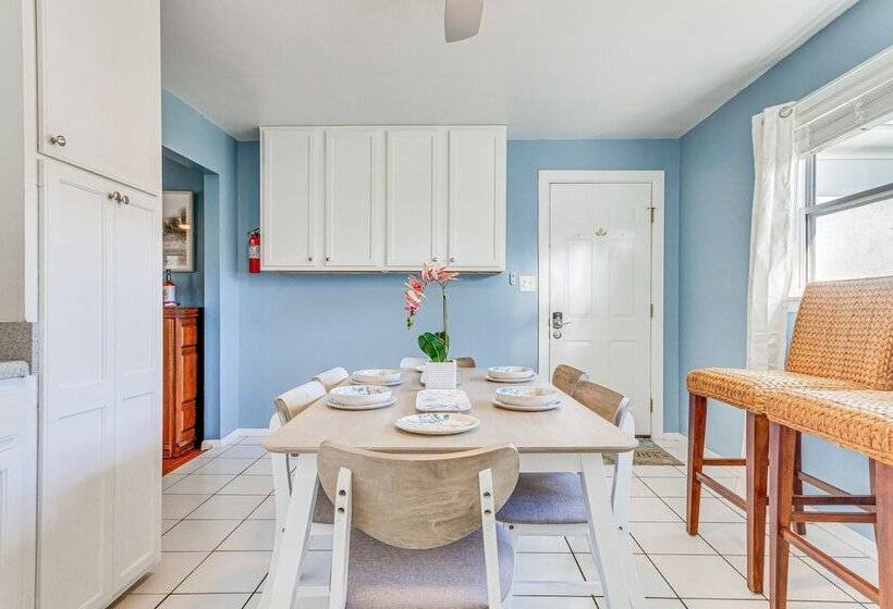 Fort Walton Beach Home ~ 1 Mi To Santa Rosa Sound!